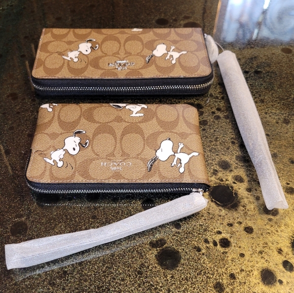 Coach Bags Coach X Peanuts Snoopy Long Zip Around Wallet Wristlet